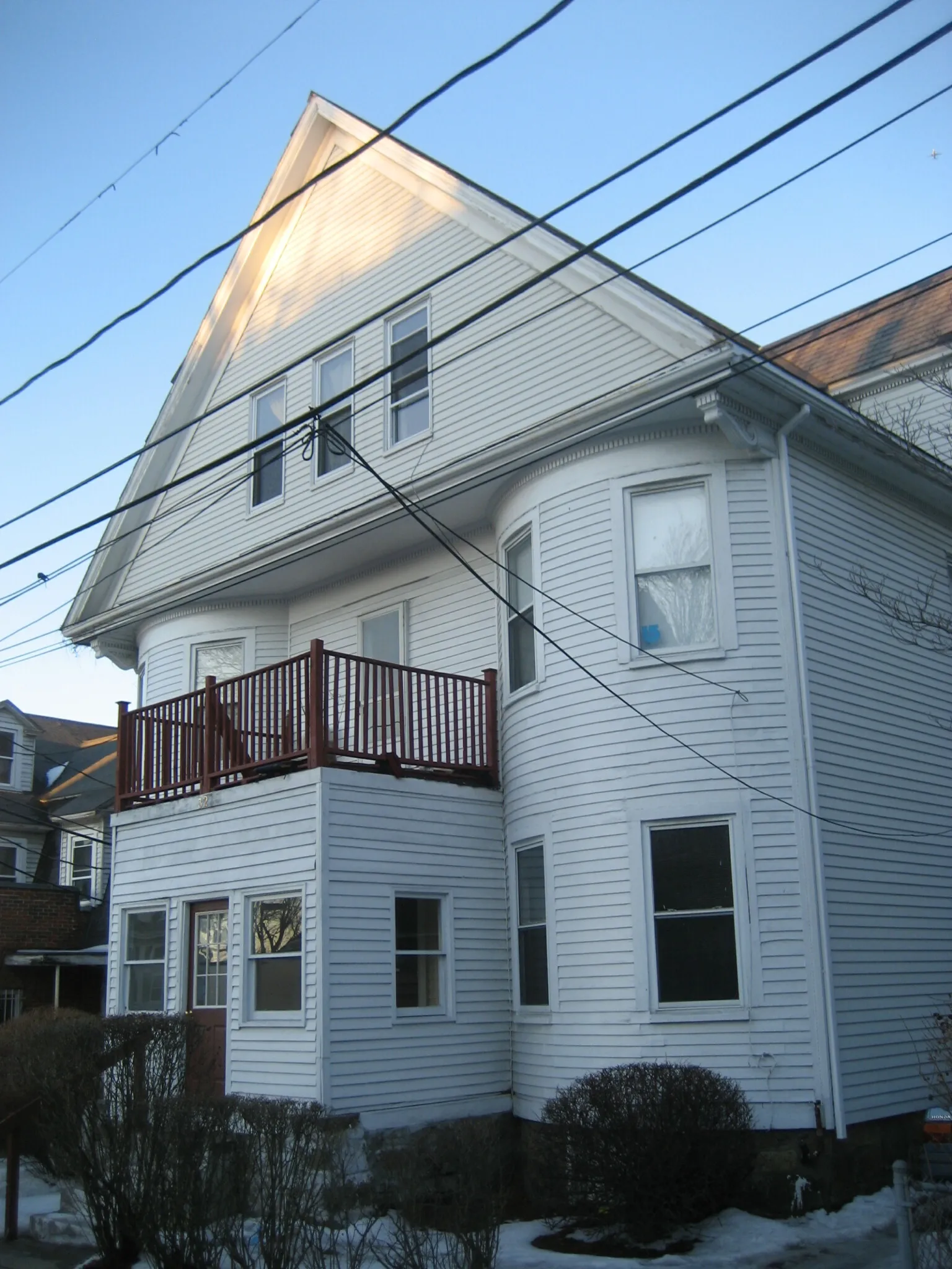 3 bed, 1 bath apartment for rent at 32 Gordon St Unit 3, Brighton — photo 7 of 7