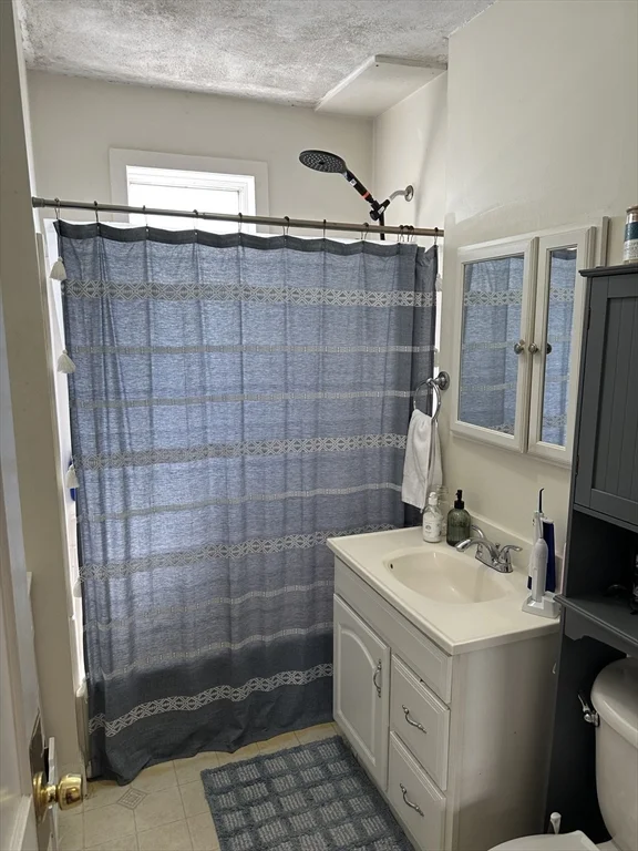 2 bed, 1 bath apartment for rent at 32 Gourley Rd Unit 1, Tufts University — photo 11 of 18