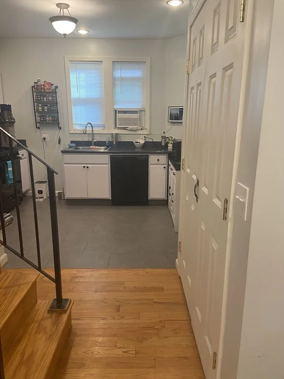2 bed, 2 bath apartment for rent at 32 Greenwich Park Unit 1, South End — photo 5 of 24