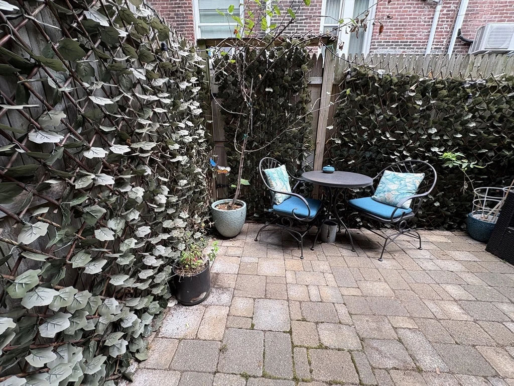 2 bed, 2 bath apartment for rent at 32 Greenwich Park Unit 1, South End — photo 20 of 24