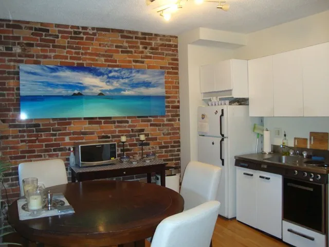 1 bed, 1 bath apartment for rent at 32 Grove Unit 7, Beacon Hill — photo 5 of 7