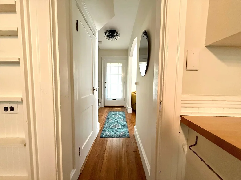 3 bed, 1 bath apartment for rent at 32 Hadwen Ln, Worcester — photo 13 of 27