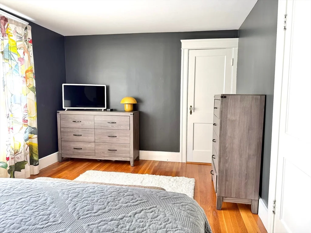3 bed, 1 bath apartment for rent at 32 Hadwen Ln, Worcester — photo 17 of 27