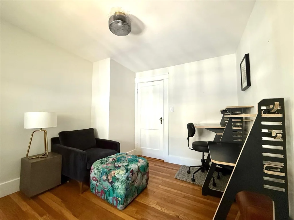 3 bed, 1 bath apartment for rent at 32 Hadwen Ln, Worcester — photo 24 of 27