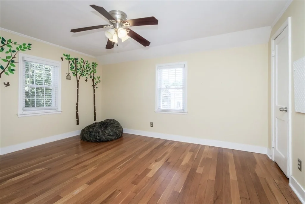 2 bed, 1 bath apartment for rent at 32 Hamilton Rd Unit 32, Wakefield — photo 19 of 39