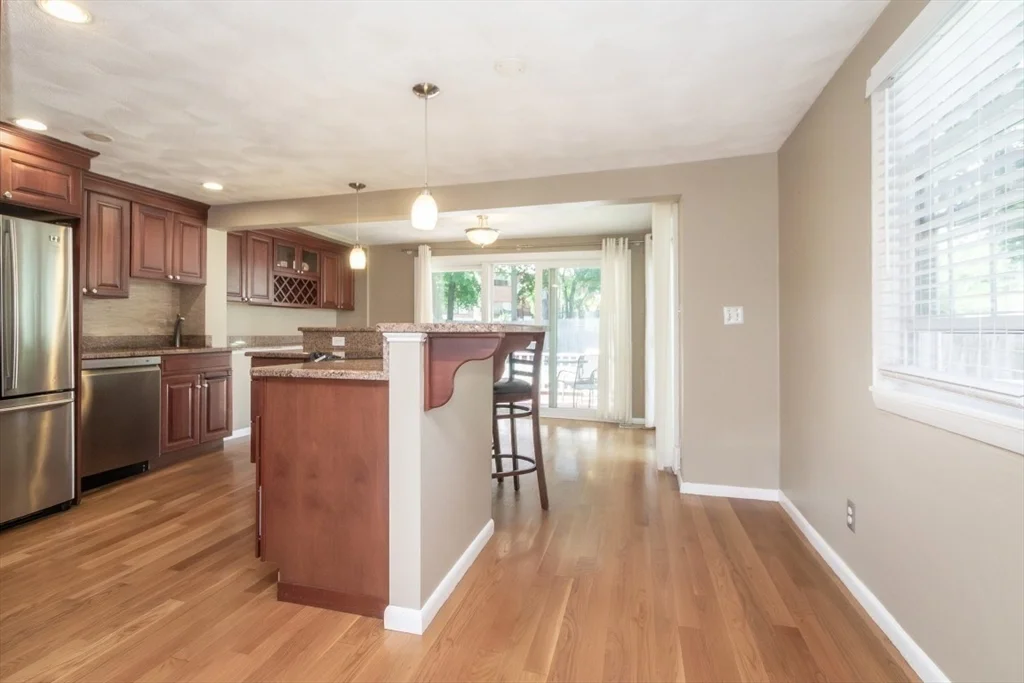 2 bed, 1 bath apartment for rent at 32 Hamilton Rd Unit 32, Wakefield — photo 16 of 39