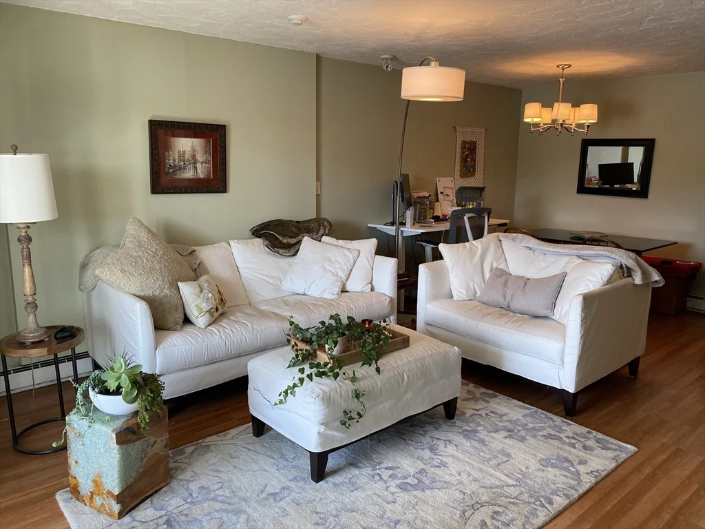 1 bed, 1 bath apartment for rent at 32 Hamilton St Unit 107, Arlington — photo 2 of 13