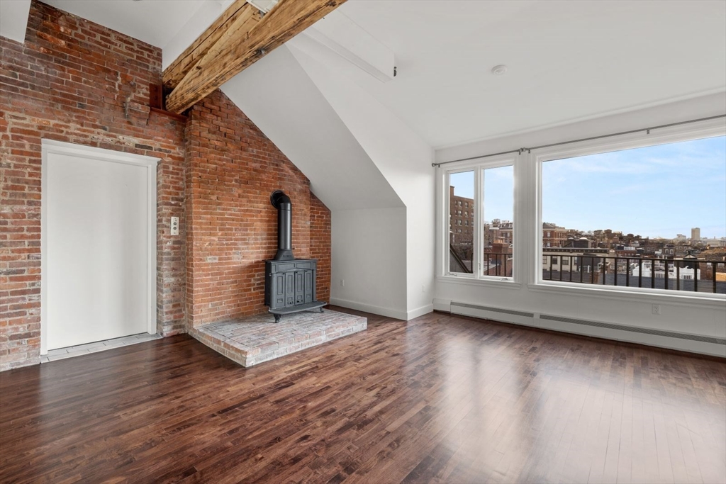 2 bed, 1 bath apartment for rent at 32 Hancock St Unit 5B, Beacon Hill — photo 2 of 24