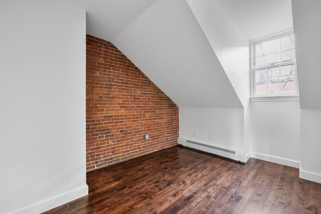 2 bed, 1 bath apartment for rent at 32 Hancock St Unit 5B, Beacon Hill — photo 12 of 24