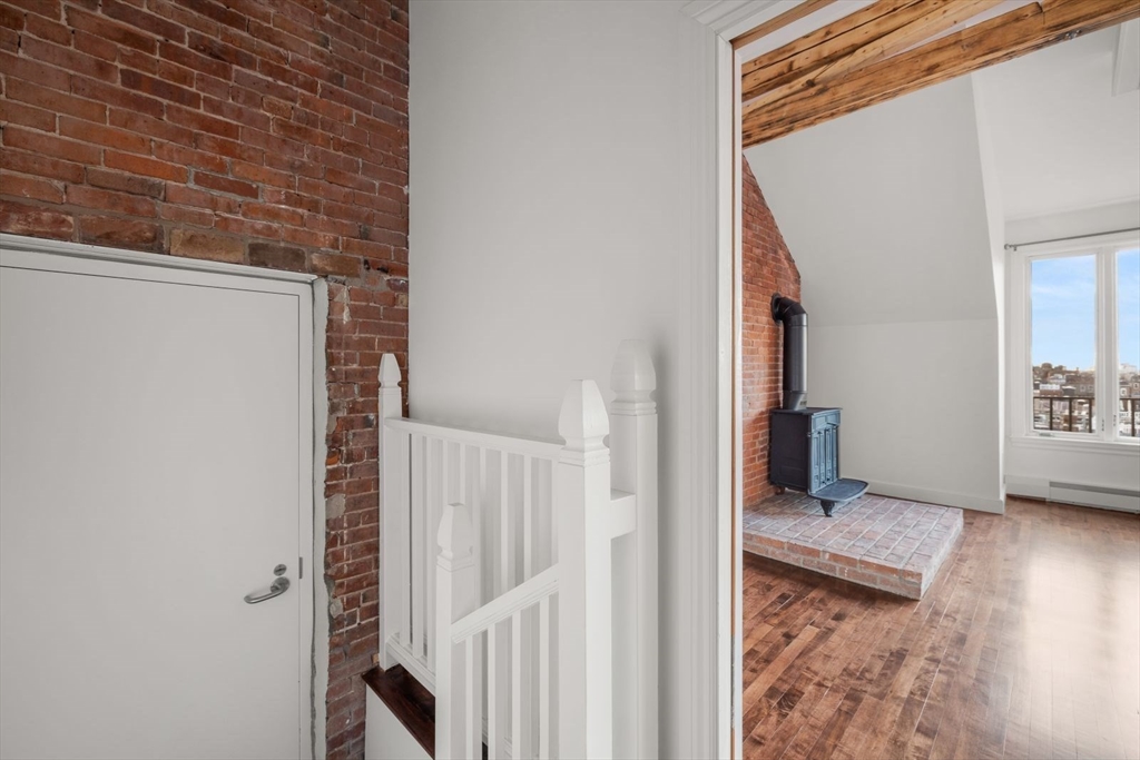 2 bed, 1 bath apartment for rent at 32 Hancock St Unit 5B, Beacon Hill — photo 21 of 24