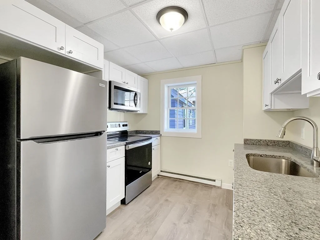 2 bed, 1 bath apartment for rent at 32 Harwood St Unit 2, Lynn — photo 2 of 9