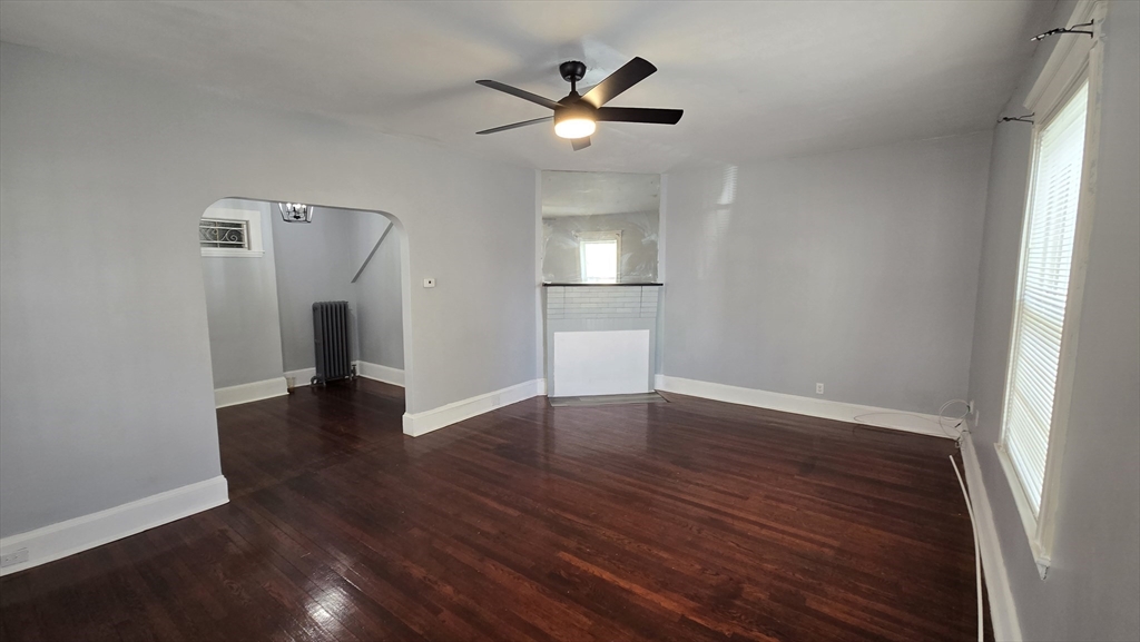 1 bed, 1 bath apartment for rent at 32 Hiawatha Unit 1, Boston — photo 1 of 15