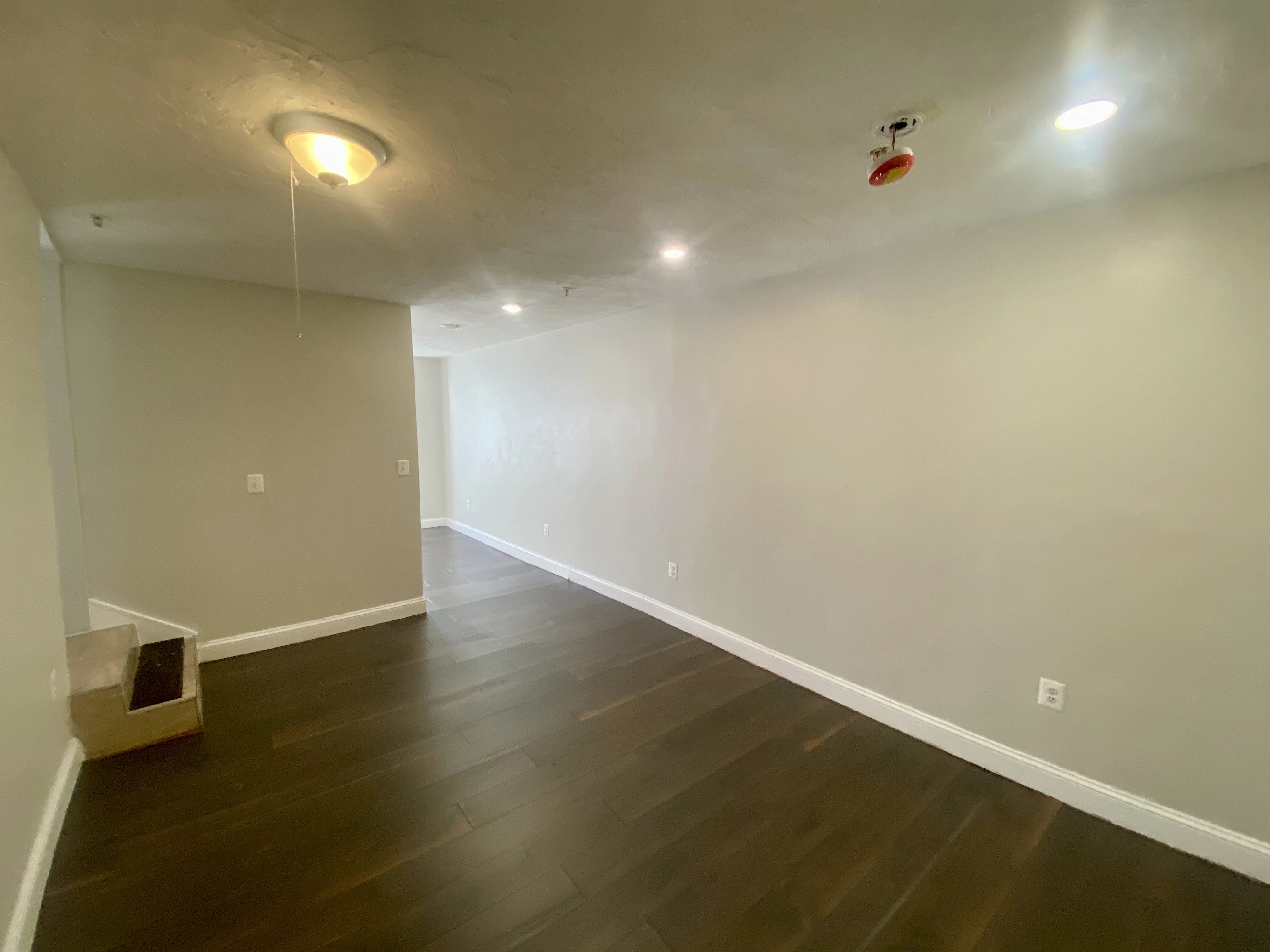 Studio bed, 1 bath apartment for rent at 32 Hinckley St Unit 1, Magoun Square — photo 8 of 10