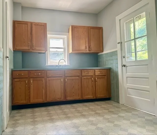 1 bed, 1 bath apartment for rent at 32 Holten St Unit 2R, Danvers — photo 5 of 11