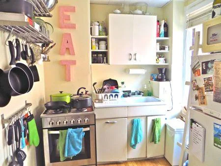 Studio bed, 1 bath apartment for rent at 32 Irving St Unit 3, Beacon Hill — photo 6 of 11