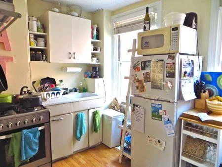 Studio bed, 1 bath apartment for rent at 32 Irving St Unit 3, Beacon Hill — photo 5 of 11