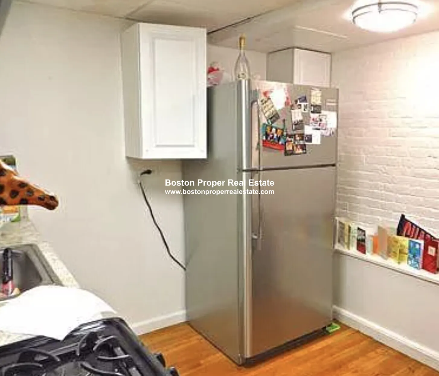 Studio bed, 1 bath apartment for rent at 32 Irving St Unit B, Beacon Hill — photo 3 of 8