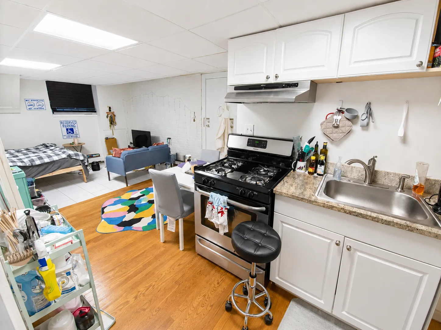 Studio bed, 1 bath apartment for rent at 32 Irving St Unit B1, Beacon Hill — photo 3 of 3