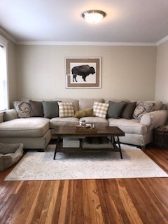 3 bed, 1 bath apartment for rent at 32 Irvington Rd Unit 2, West Somerville