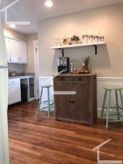 3 bed, 1 bath apartment for rent at 32 Irvington Rd Unit Duplex, West Somerville — photo 3 of 32