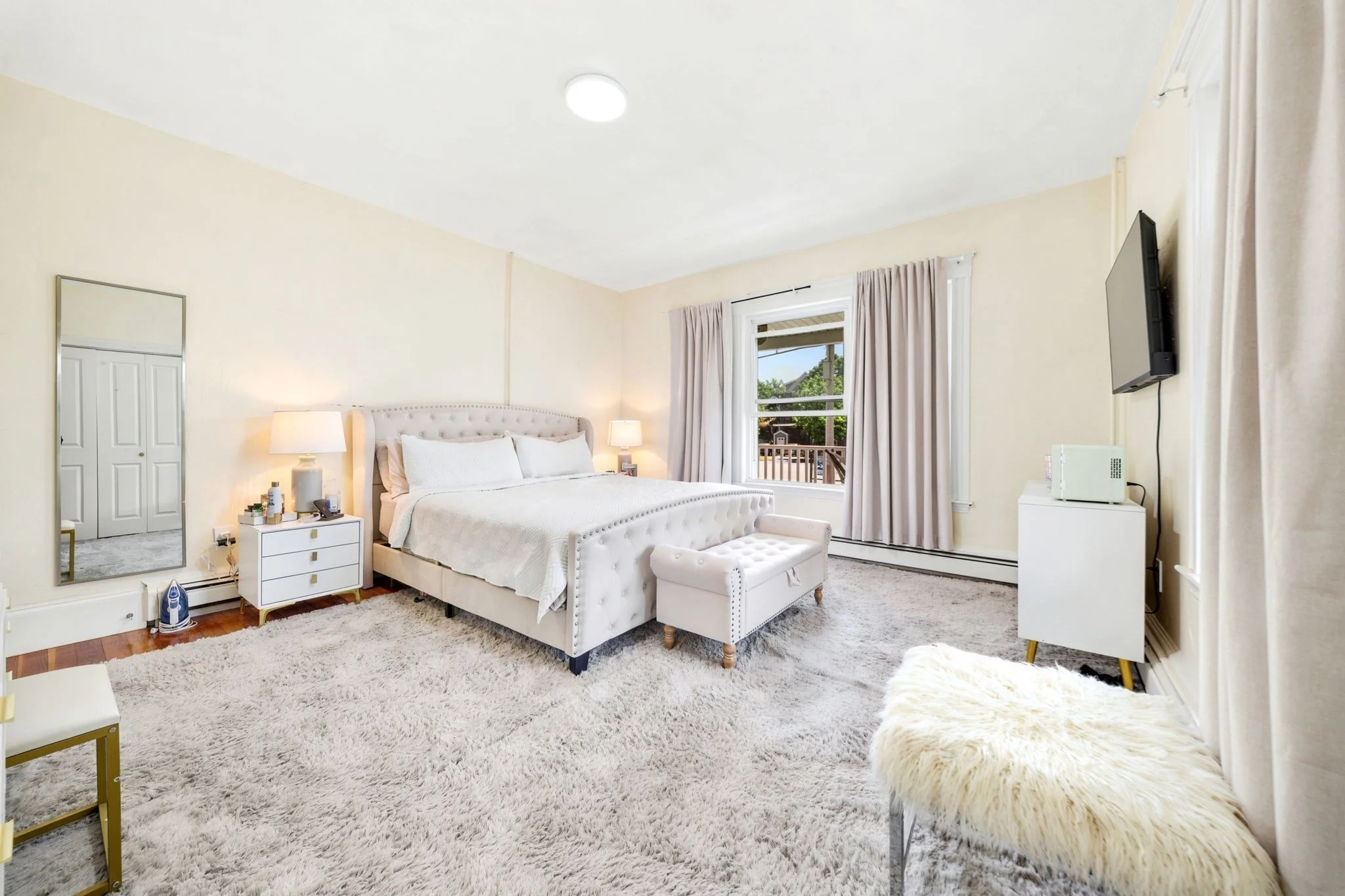 3 bed, 1 bath apartment for rent at 32 Irwin St Unit 1, Winthrop — photo 8 of 9