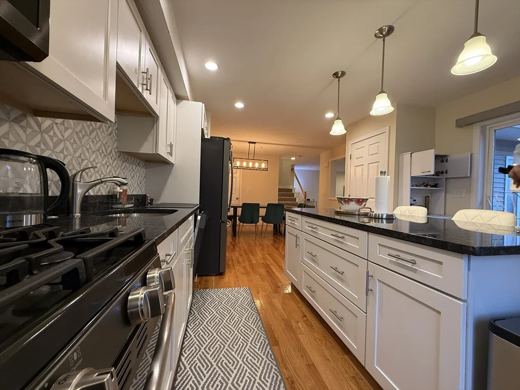 2 bed, 2 bath apartment for rent at 32 John Hancock Dr Unit 32, Ashland — photo 14 of 41