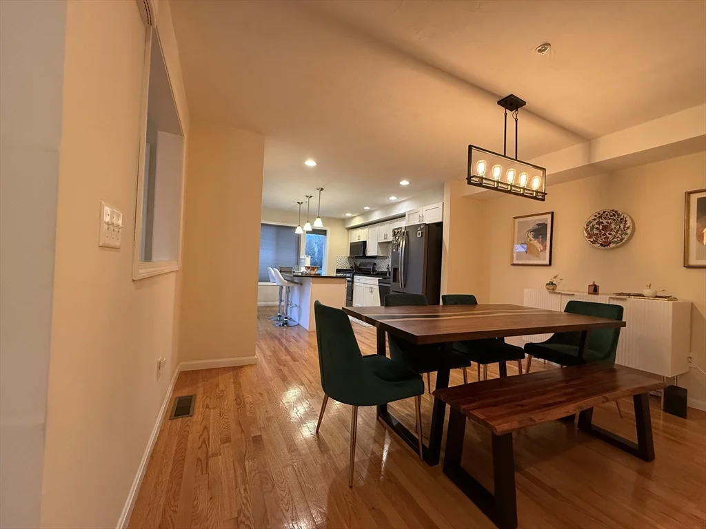 2 bed, 2 bath apartment for rent at 32 John Hancock Dr Unit 32, Ashland — photo 8 of 41
