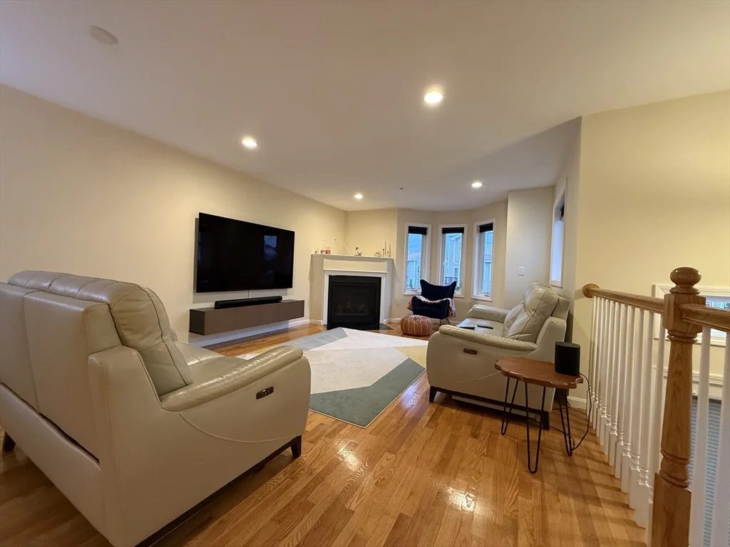 2 bed, 2 bath apartment for rent at 32 John Hancock Dr Unit 32, Ashland — photo 6 of 41