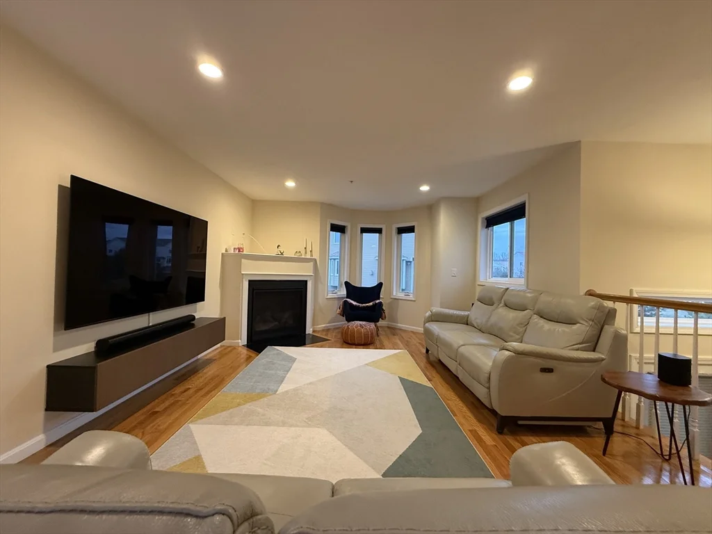 2 bed, 2 bath apartment for rent at 32 John Hancock Dr Unit 32, Ashland — photo 7 of 41