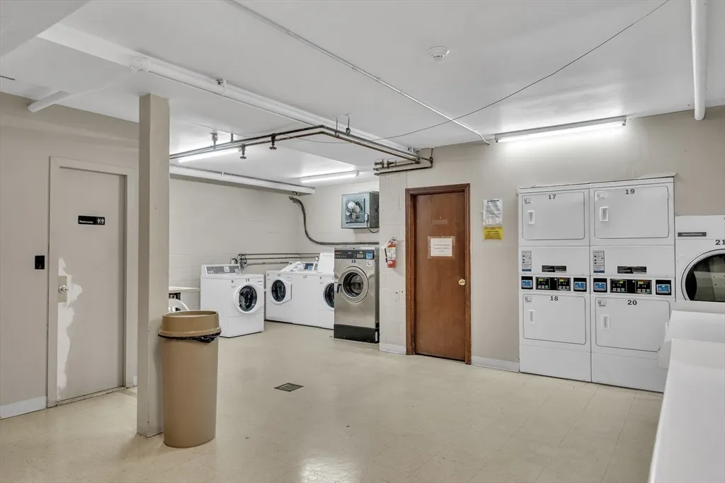 2 bed, 1 bath apartment for rent at 32 Juniper St Unit 91, Brookline Village — photo 14 of 17