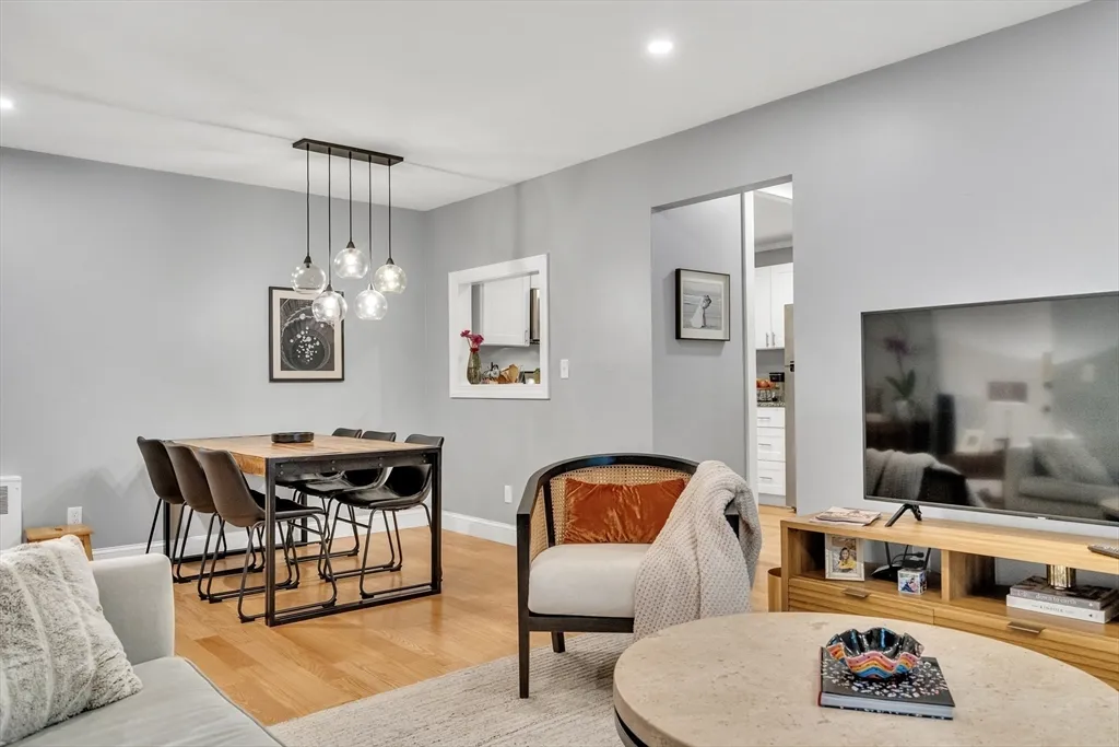 2 bed, 1 bath apartment for rent at 32 Juniper St Unit 91, Brookline Village — photo 4 of 17