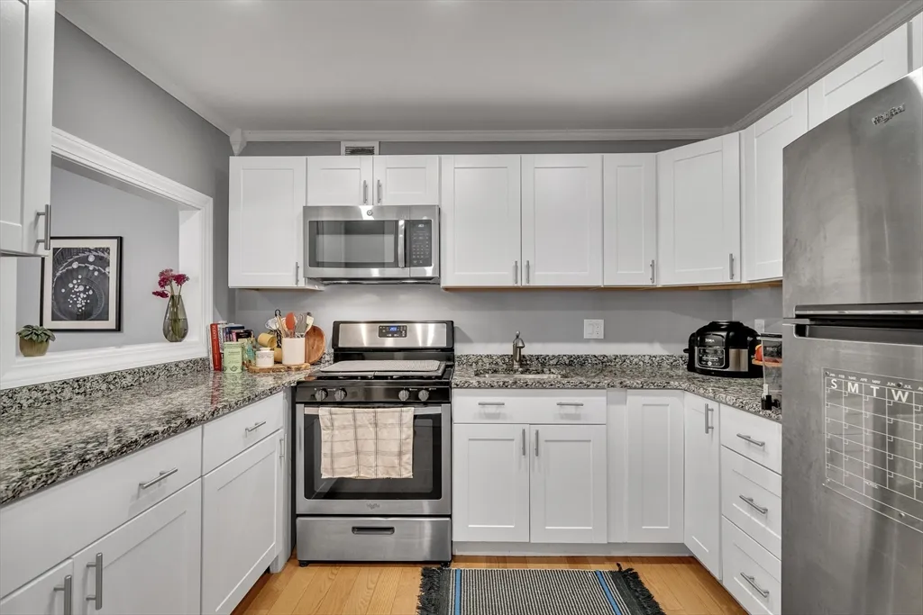 2 bed, 1 bath apartment for rent at 32 Juniper St Unit 91, Brookline Village — photo 8 of 17