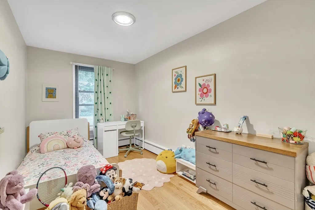 2 bed, 1 bath apartment for rent at 32 Juniper St Unit 91, Brookline Village — photo 11 of 17