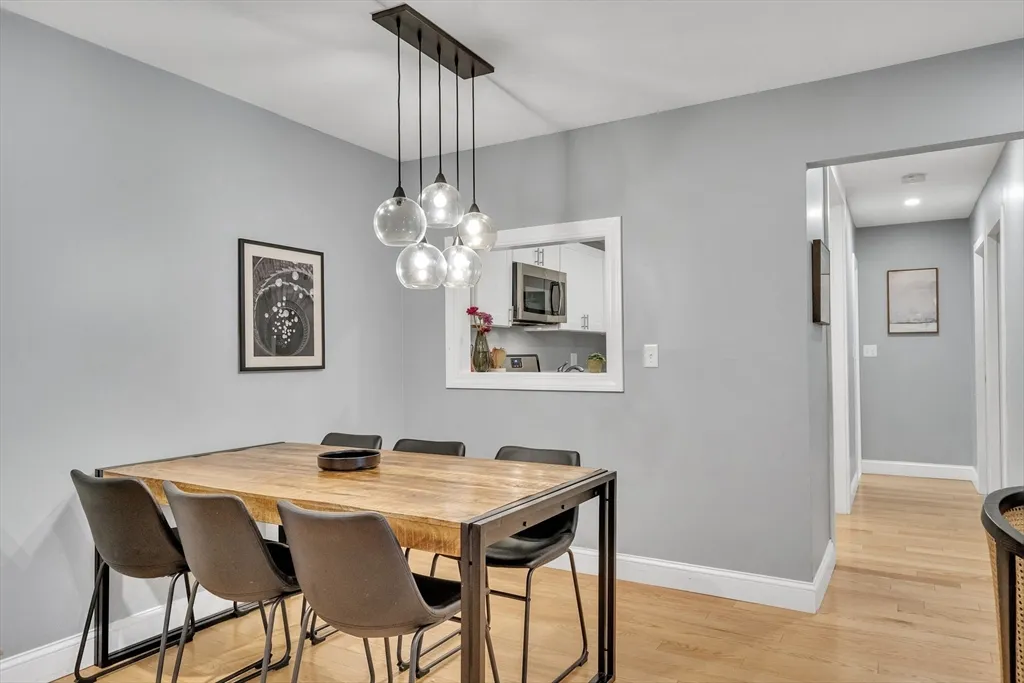 2 bed, 1 bath apartment for rent at 32 Juniper St Unit 91, Brookline Village — photo 3 of 17