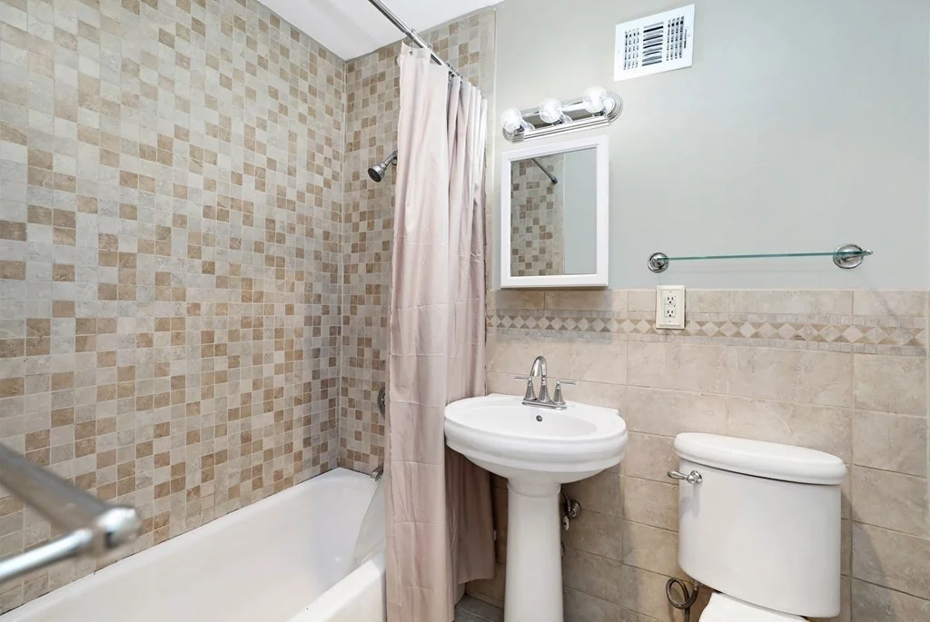 2 bed, 1 bath apartment for rent at 32 Juniper St Unit 96, Brookline — photo 9 of 22