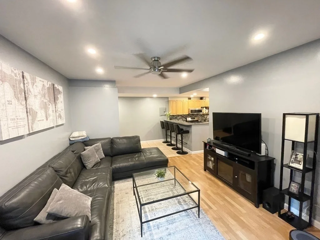 2 bed, 1 bath apartment for rent at 32 Juniper Unit 89, Brookline — photo 7 of 14
