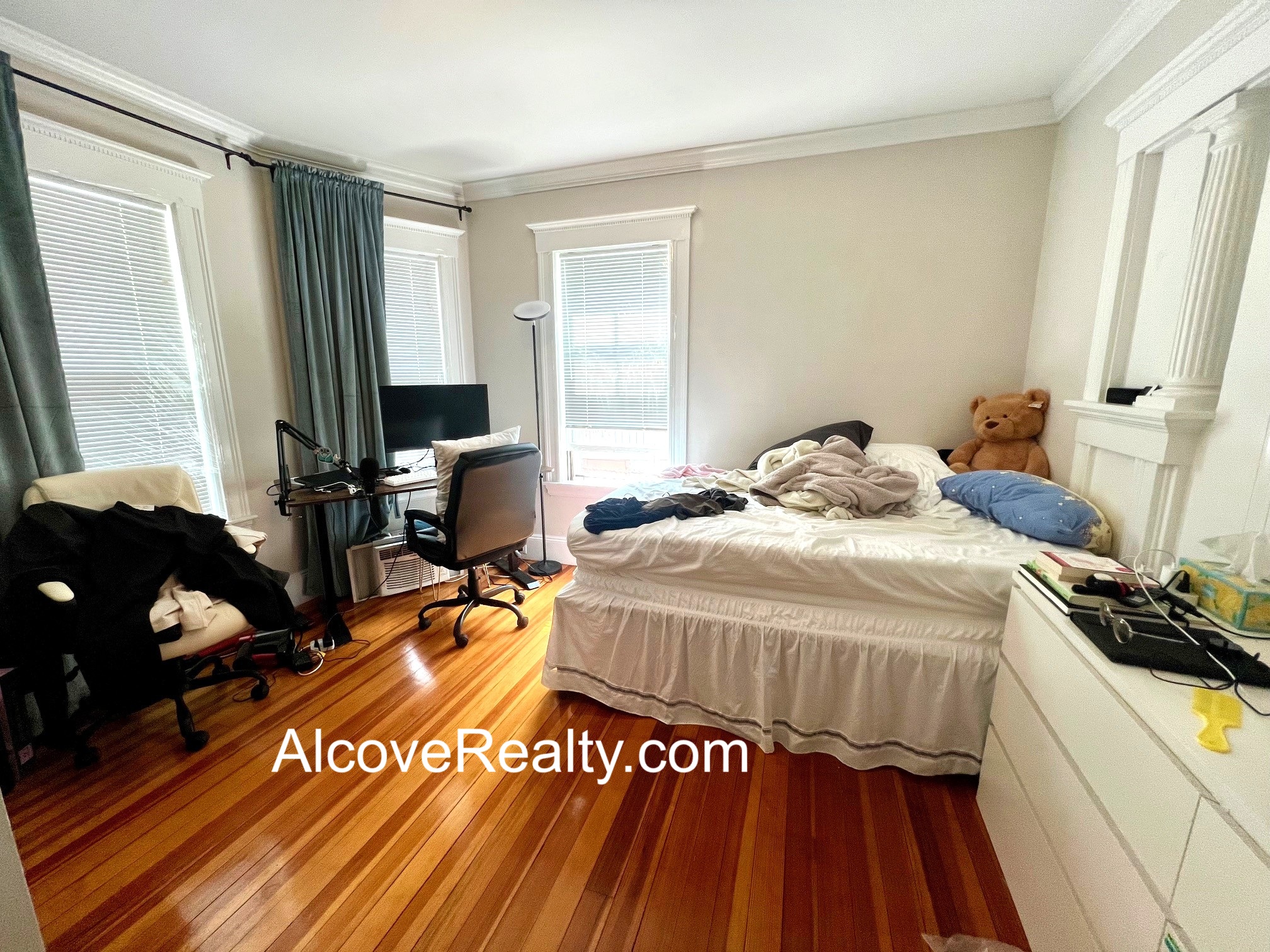 3 bed, 1 bath apartment for rent at 32 Leonard St Unit 1, Tufts — photo 9 of 16