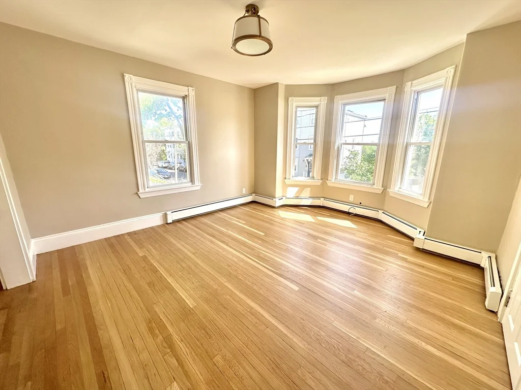 2 bed, 1 bath apartment for rent at 32 Louis St Unit 1, Bellingham Square — photo 2 of 10
