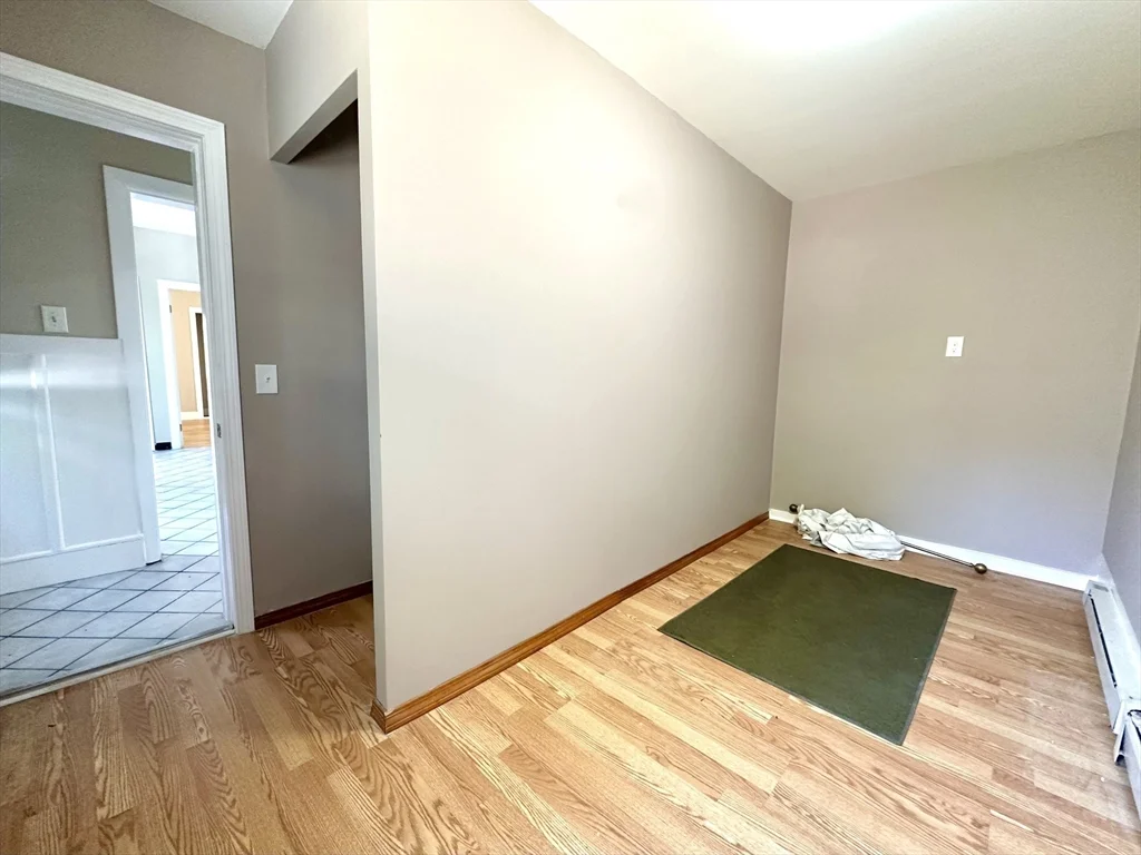 2 bed, 1 bath apartment for rent at 32 Louis St Unit 1, Bellingham Square — photo 9 of 10