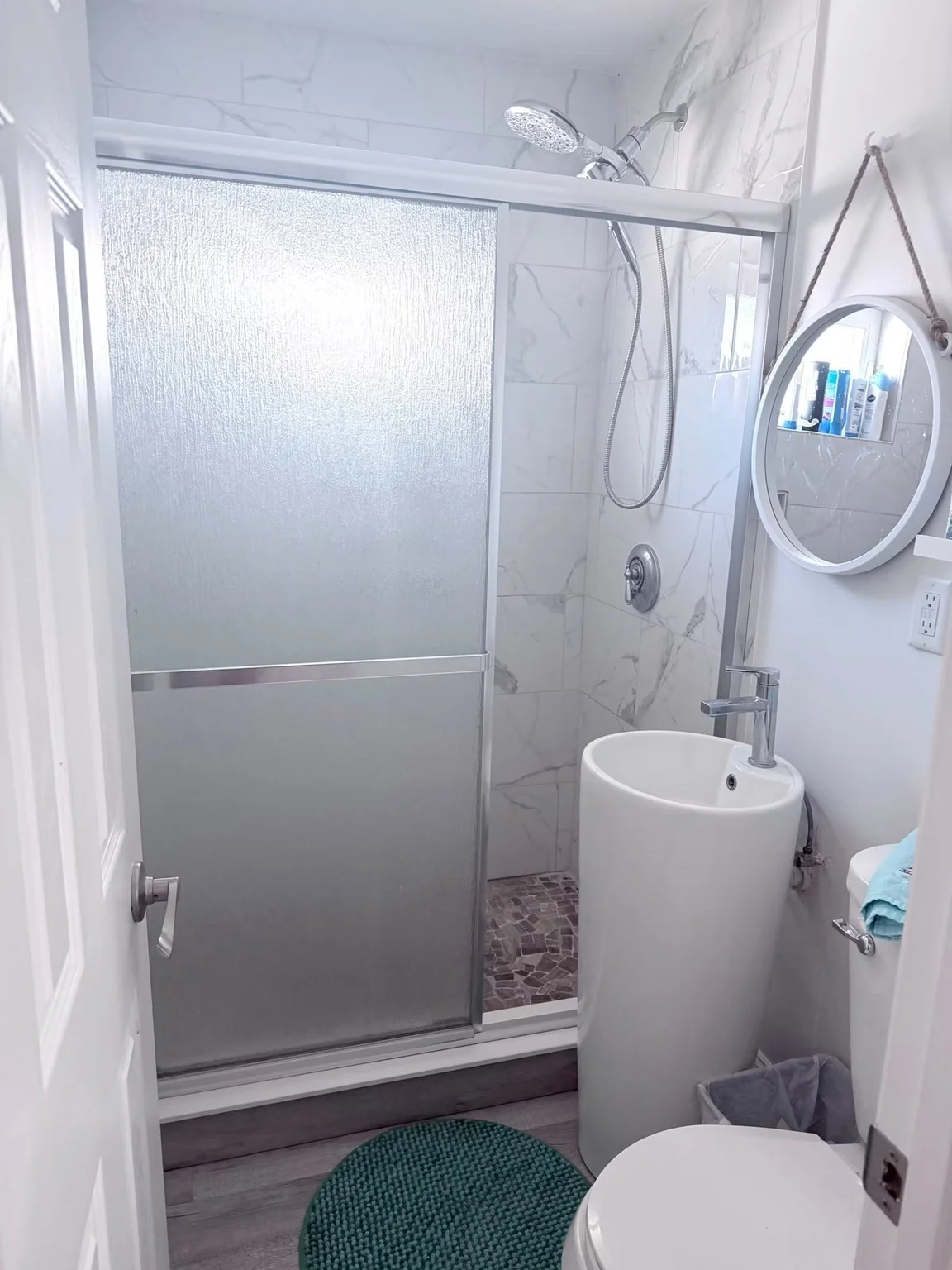 2 bed, 1 bath apartment for rent at 32 Malta St, Nantasket Beach — photo 10 of 14