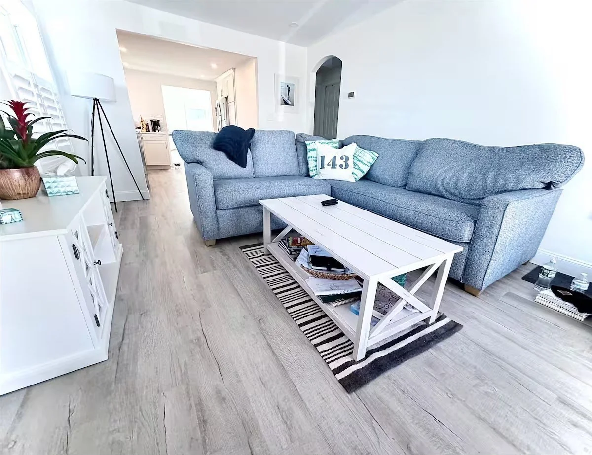 2 bed, 1 bath apartment for rent at 32 Malta St, Nantasket Beach — photo 3 of 14