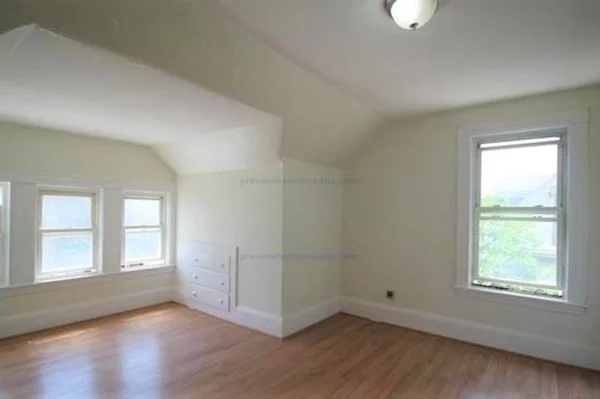 7 bed, 2 bath apartment for rent at 32 Mansfield St, Allston — photo 13 of 20