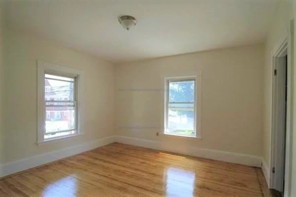 7 bed, 2 bath apartment for rent at 32 Mansfield St, Allston — photo 17 of 20