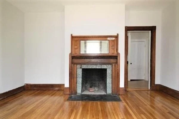 7 bed, 2 bath apartment for rent at 32 Mansfield St, Allston — photo 7 of 20