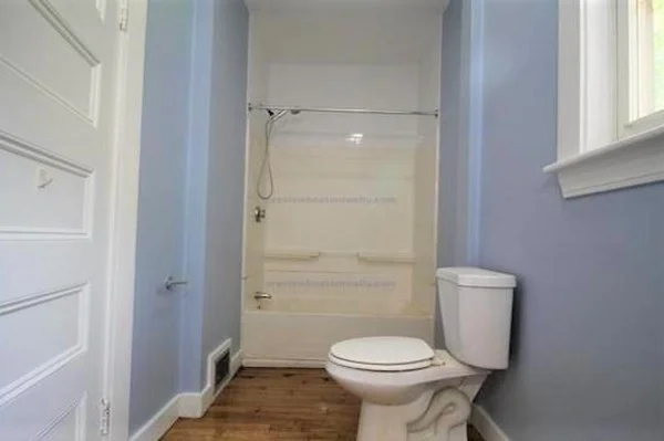 7 bed, 2 bath apartment for rent at 32 Mansfield St, Allston — photo 18 of 20