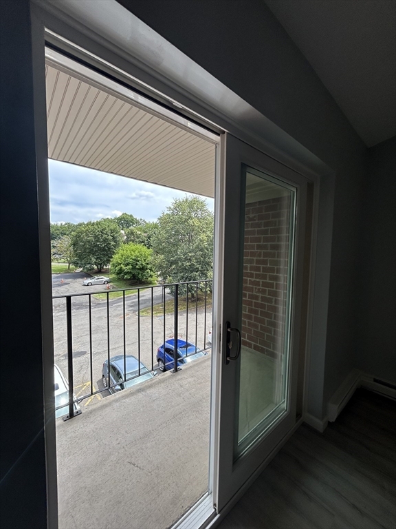 2 bed, 2 bath apartment for rent at 32 Maple Crest Cir Unit I, Holyoke — photo 7 of 23