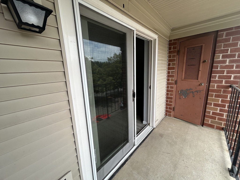 2 bed, 2 bath apartment for rent at 32 Maple Crest Cir Unit I, Holyoke — photo 6 of 23