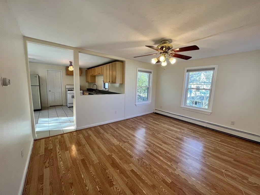 2 bed, 1 bath apartment for rent at 32 Massachusetts Ave Unit 2, Walpole — photo 3 of 12