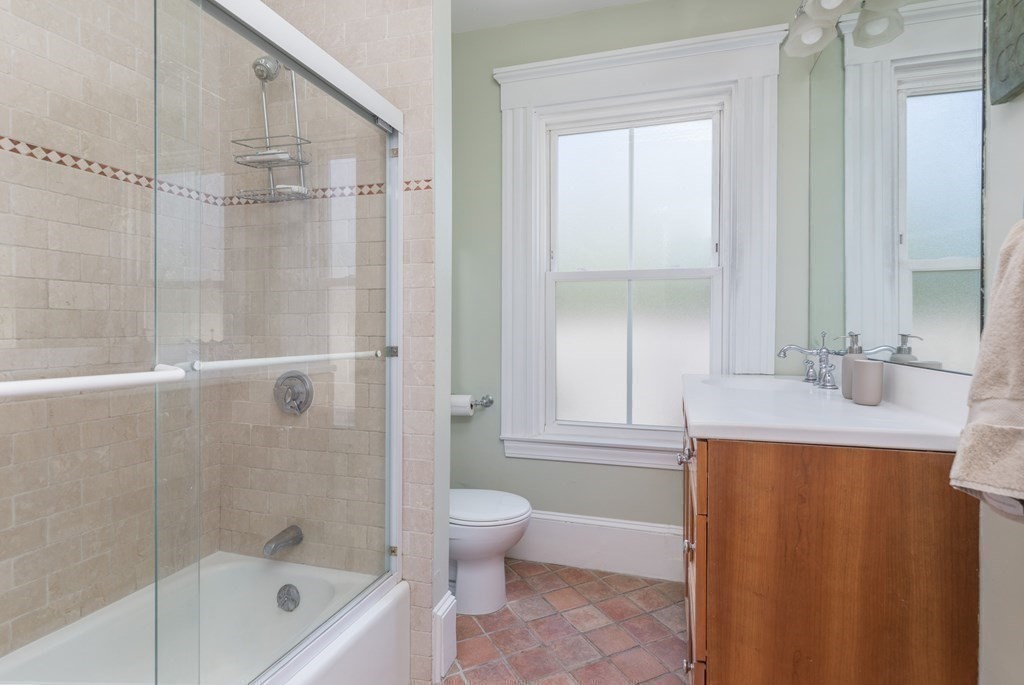 1 bed, 1 bath apartment for rent at 32 Milford Unit 4, South End — photo 8 of 13