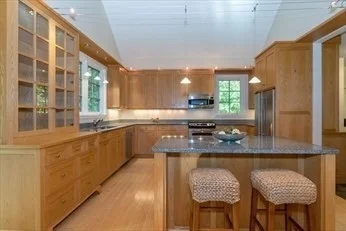 3 bed, 3 bath apartment for rent at 32 Nason Hill Rd Unit 32, Sherborn — photo 4 of 15